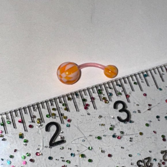 14 Gauge Orange and White Checkerboard Design Belly Ring - Picture 5 of 11